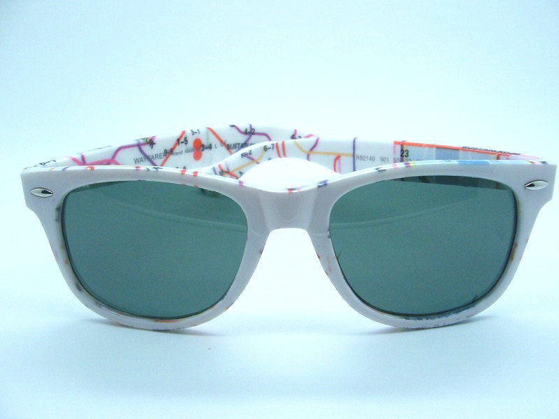 Fashion Map sunglasses wayfarer Traveler Luxury Sun glasses for men and women acetic acid Frame with Rays Glass glasses lens Men's Classic style 3447
Fashion Map sunglasses wayfarer Traveler Luxury Sun glasses for men and women acetic acid Frame with Rays Glass glasses lens Men's Classic style 3447
