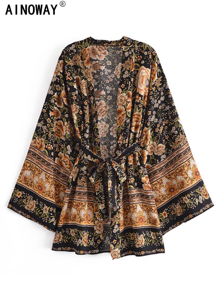 Swimwear Vintage Chic Women Floral Print Batwing Sleeve Beach Bohemian Short Kimono Ladies V Neck Summer Boho Bikini Robe Coverups, Black
Swimwear Vintage Chic Women Floral Print Batwing Sleeve Beach Bohemian Short Kimono Ladies V Neck Summer Boho Bikini Robe Coverups, Black