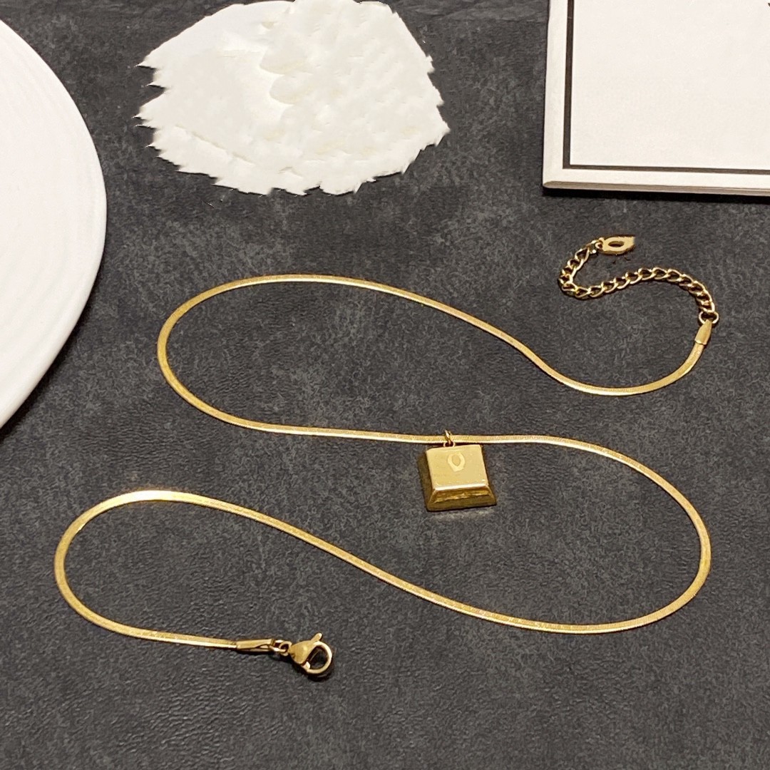 Top Luxury Designer Letter ccity Pendant Necklaces multi colors Women channel Necklace Chain Jewelry Accessories 20 style ax8g
Top Luxury Designer Letter ccity Pendant Necklaces multi colors Women channel Necklace Chain Jewelry Accessories 20 style ax8g