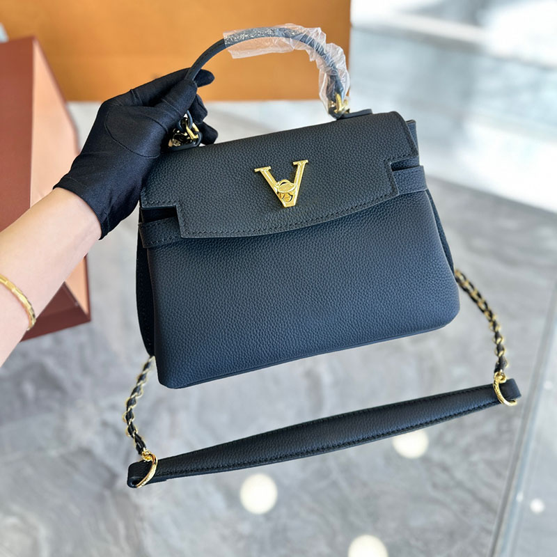 leather women handbag designer shoulder bag LockMe Ever Mini crossbody bags wallet purse M20997 
leather women handbag designer shoulder bag LockMe Ever Mini crossbody bags wallet purse M20997