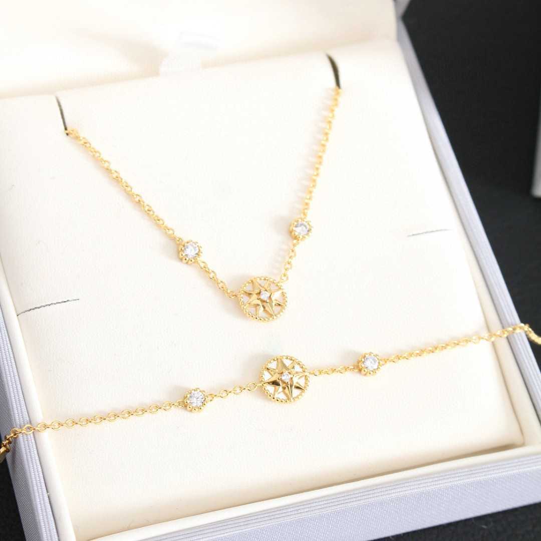 D's 925 Sterling Silver Plated 18k Gold Natural White Fritillaria Mini Compass Star Necklace Bracelet
D's 925 Sterling Silver Plated 18k Gold Natural White Fritillaria Mini Compass Star Necklace Bracelet