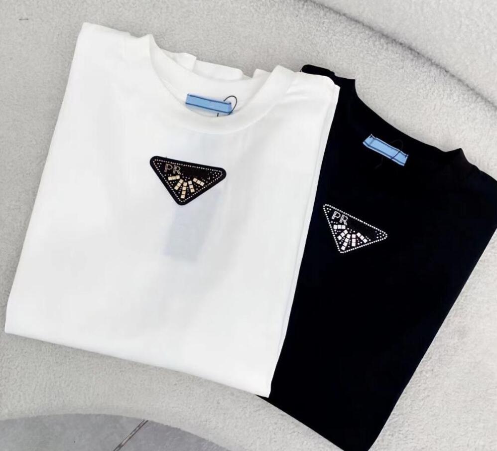 luxury Summer Mens Designer official T Shirt Casual Man Womens Tees With Letters Print Short Sleeves Top Sell Luxury Men Asian Size S-2XL, Customize
luxury Summer Mens Designer official T Shirt Casual Man Womens Tees With Letters Print Short Sleeves Top Sell Luxury Men Asian Size S-2XL, Customize
