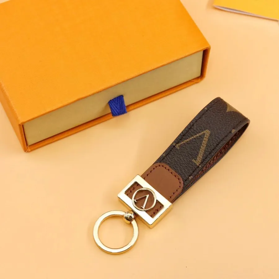 Designer Keychain Key Chains Ring Holder Brand Designers Keychains For Porte Clef Gift Men Women Car Bag Pendant Accessories With Box
Designer Keychain Key Chains Ring Holder Brand Designers Keychains For Porte Clef Gift Men Women Car Bag Pendant Accessories With Box
