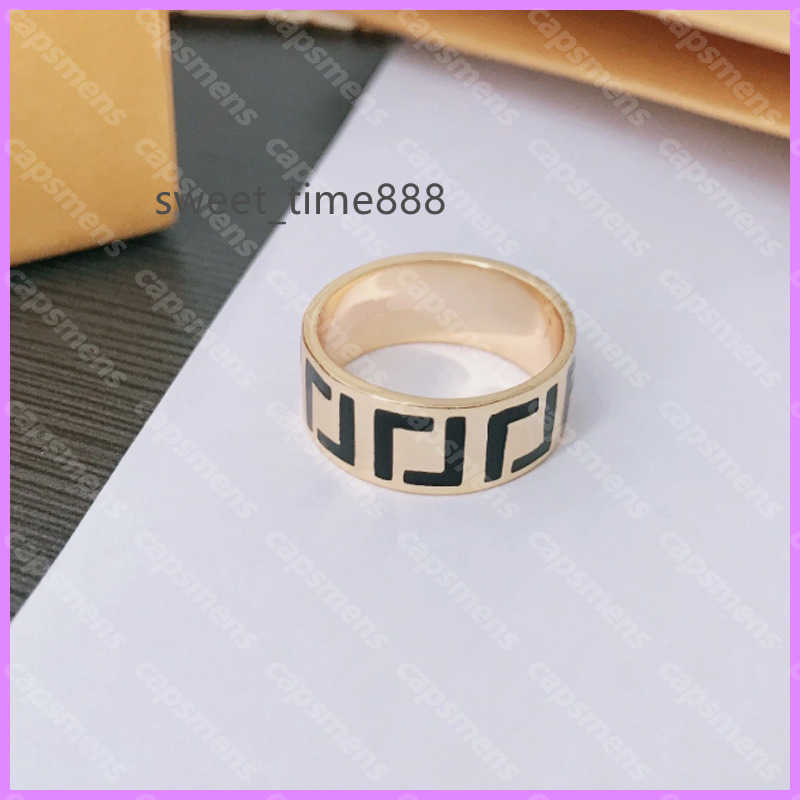 Designer Plain Rings Gold Letters Women Ring High Quality Designers Jewelry Mens For Party Classic Love Ladies La Bague. D219233F
Designer Plain Rings Gold Letters Women Ring High Quality Designers Jewelry Mens For Party Classic Love Ladies La Bague. D219233F