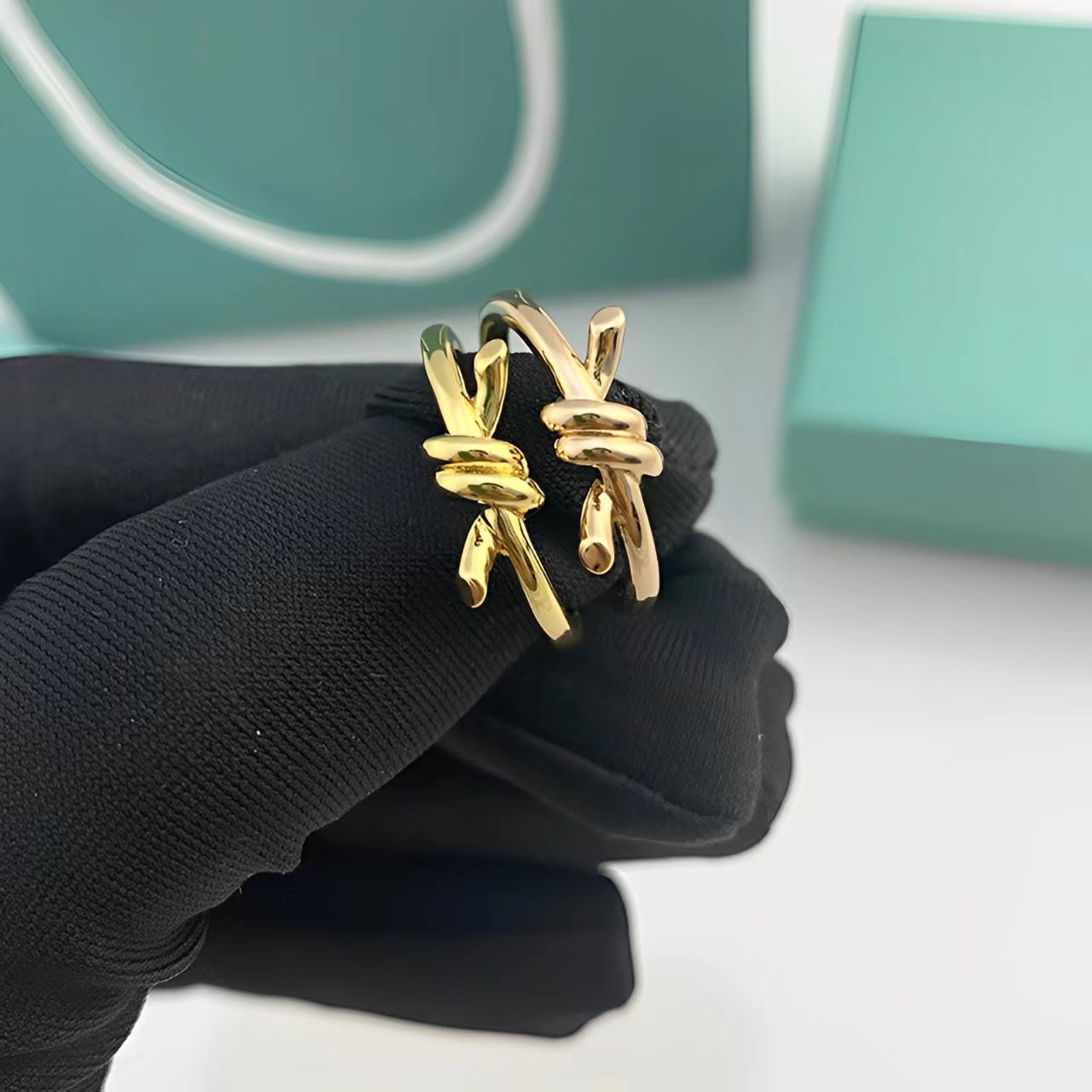 Brand Classic T Engagement Ring Fashion Charm Designer Ring for Women High Quality 18 Gold Luxury Ring Jewelry
Brand Classic T Engagement Ring Fashion Charm Designer Ring for Women High Quality 18 Gold Luxury Ring Jewelry