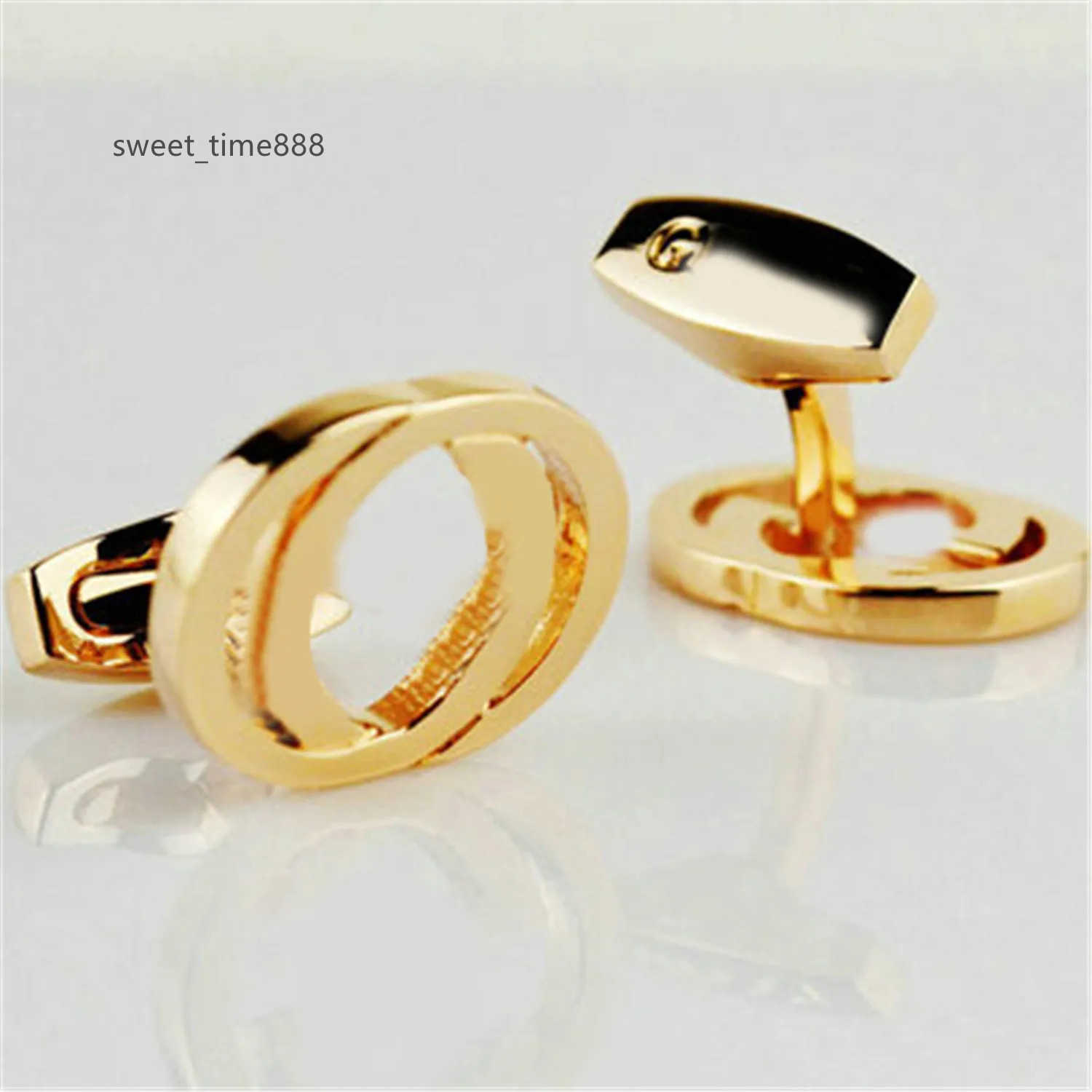 Luxury Designer Cuff link Fashion Jewelry Men Classic Letters Cuff links Shirt Accessories Wedding Gifts Cufflinks J52
Luxury Designer Cuff link Fashion Jewelry Men Classic Letters Cuff links Shirt Accessories Wedding Gifts Cufflinks J52