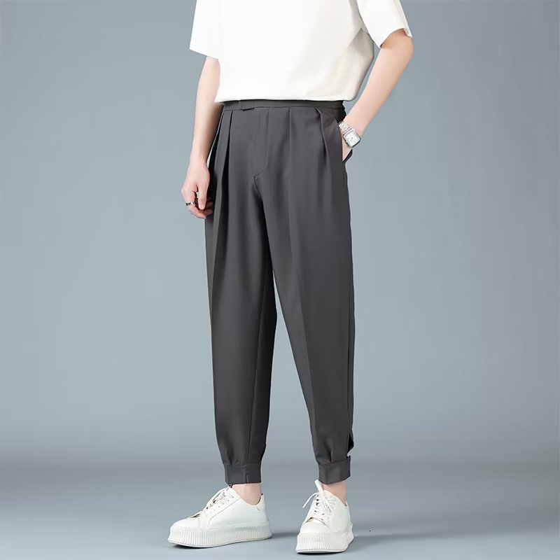 Men's Pants Pleats Men's Casual Harem Pants Japanese Style Fashion Loose Pants Harajuku Male Feet Solid Color Youth Trousers Streetwear 2305