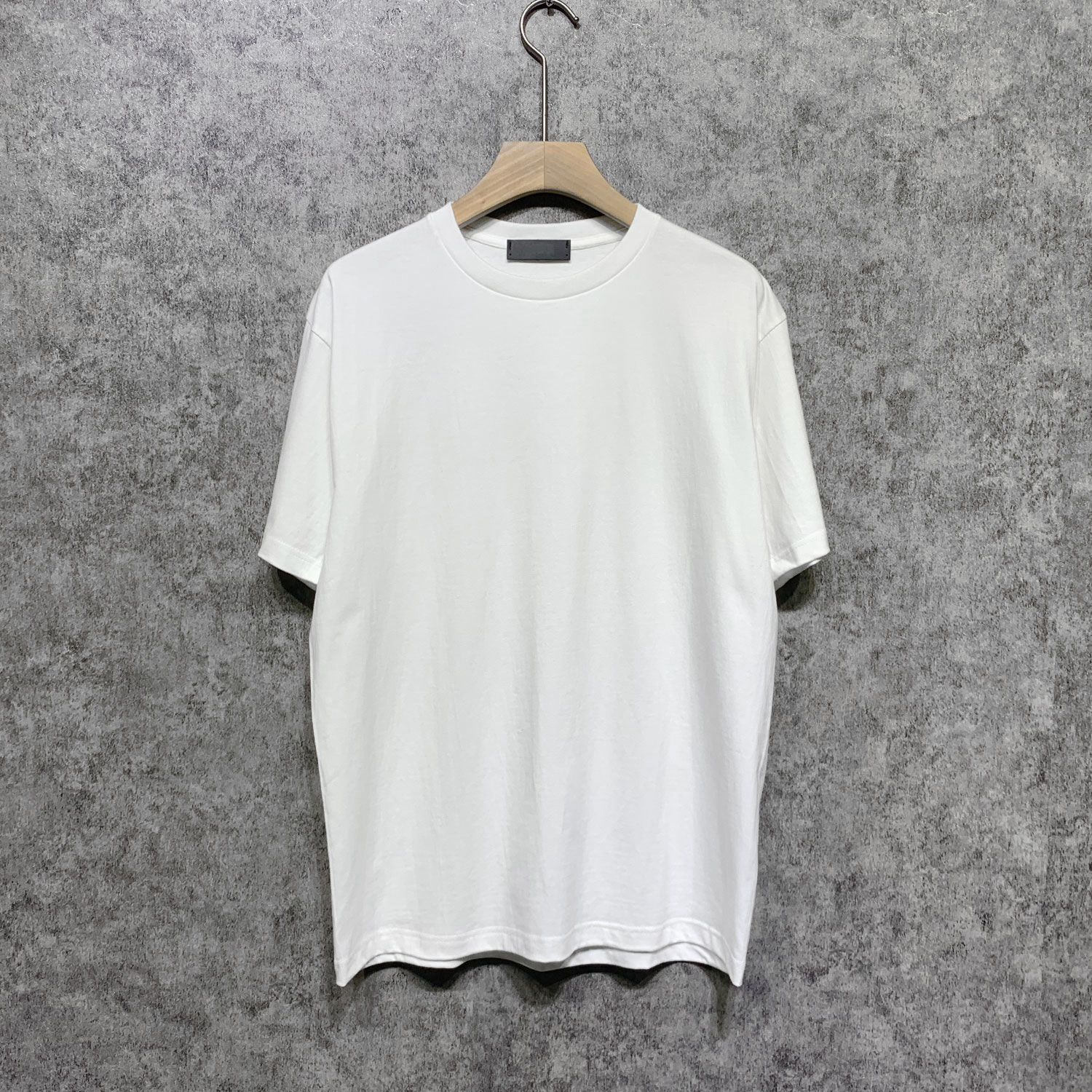 Men's Plus Tees & Polos Round neck embroidered and printed polar style summer wear with street pure cotton 6y
Men's Plus Tees & Polos Round neck embroidered and printed polar style summer wear with street pure cotton 6y