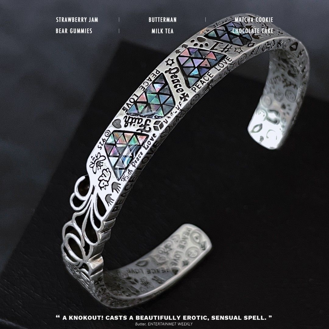 2023 Designer bracelet for women New Fashion Love bracelet Brand Simple Letters Diamond Lady bracelet Jewelry Ear Stud
2023 Designer bracelet for women New Fashion Love bracelet Brand Simple Letters Diamond Lady bracelet Jewelry Ear Stud