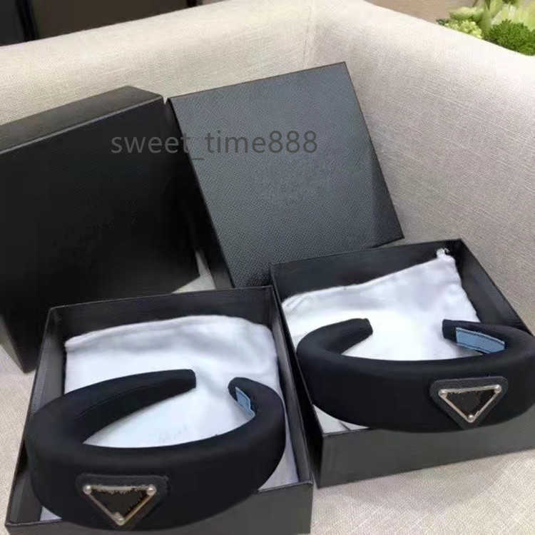 With BOX P068 Triangle Women Headbands White Black Pink 3 Colors Options Jewelry Gifts Hair Accessories
With BOX P068 Triangle Women Headbands White Black Pink 3 Colors Options Jewelry Gifts Hair Accessories