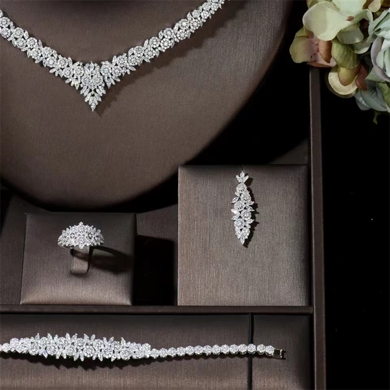 Wedding Jewelry Sets 4 pieces of bride zirconia full set women s party jewelry Dubai Nigeria CZ crystal wedding necklace 230511