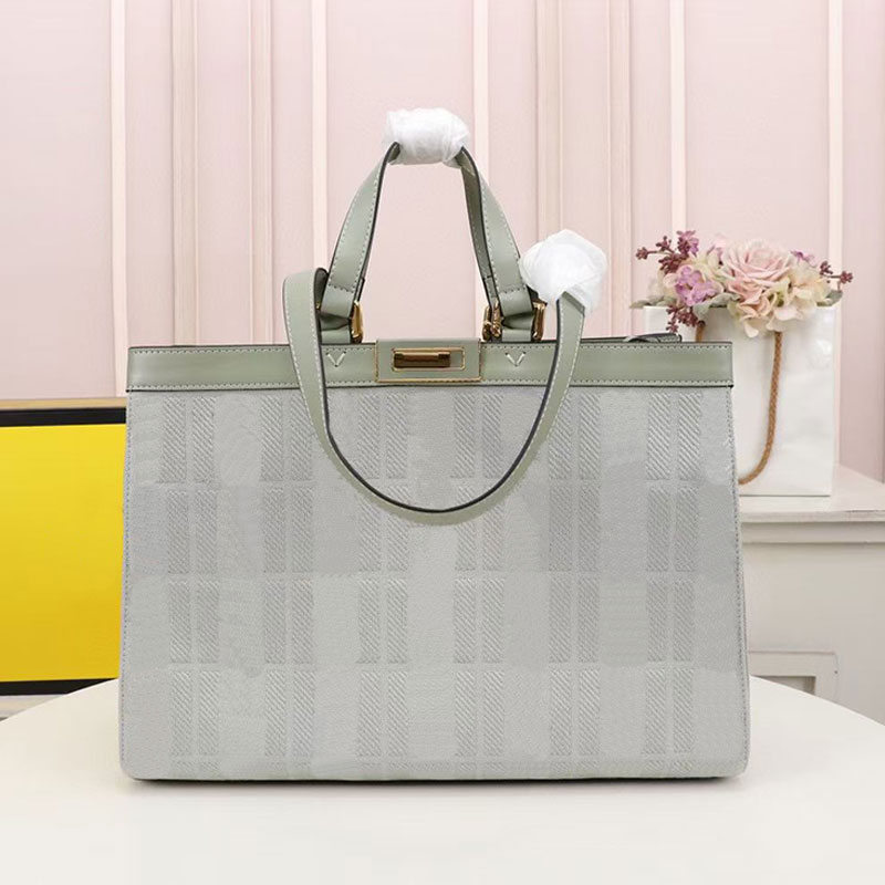 Canvas Tote Bag Women Handbag Large Capacity Package Shopping Bags Embroidery Fashion letter Shoulder Handbags Genuine Leather Strap Inside Pocket
Canvas Tote Bag Women Handbag Large Capacity Package Shopping Bags Embroidery Fashion letter Shoulder Handbags Genuine Leather Strap Inside Pocket