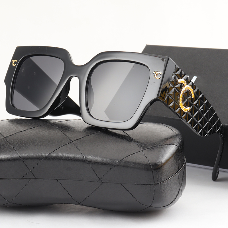 Luxury designer sunglasses for women men women sunglasses glasses brand sunglasses Fashion classic leopard UV400 Goggle With Box drive beach Factory Store nice
Luxury designer sunglasses for women men women sunglasses glasses brand sunglasses Fashion classic leopard UV400 Goggle With Box drive beach Factory Store nice