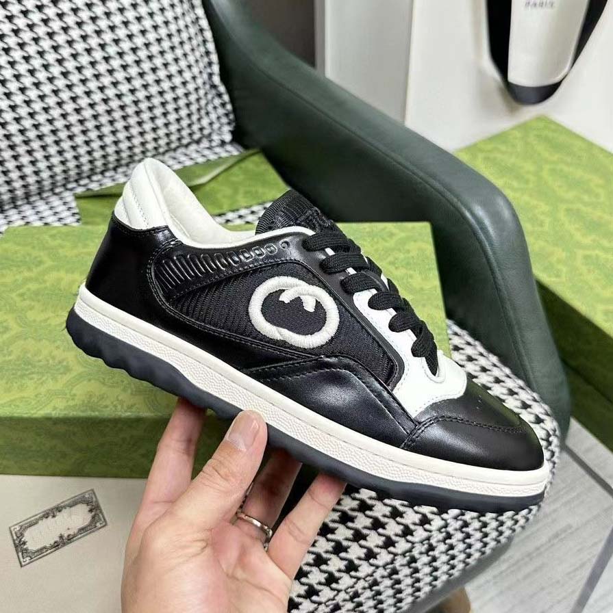 Designer Shoes Men Women Shoe Sneaker MAC80 Presented Against Black Teather The Motif Brings The House Logo To The Fore in This Retro-Inspired Sneaker Design, #4
Designer Shoes Men Women Shoe Sneaker MAC80 Presented Against Black Teather The Motif Brings The House Logo To The Fore in This Retro-Inspired Sneaker Design, #4