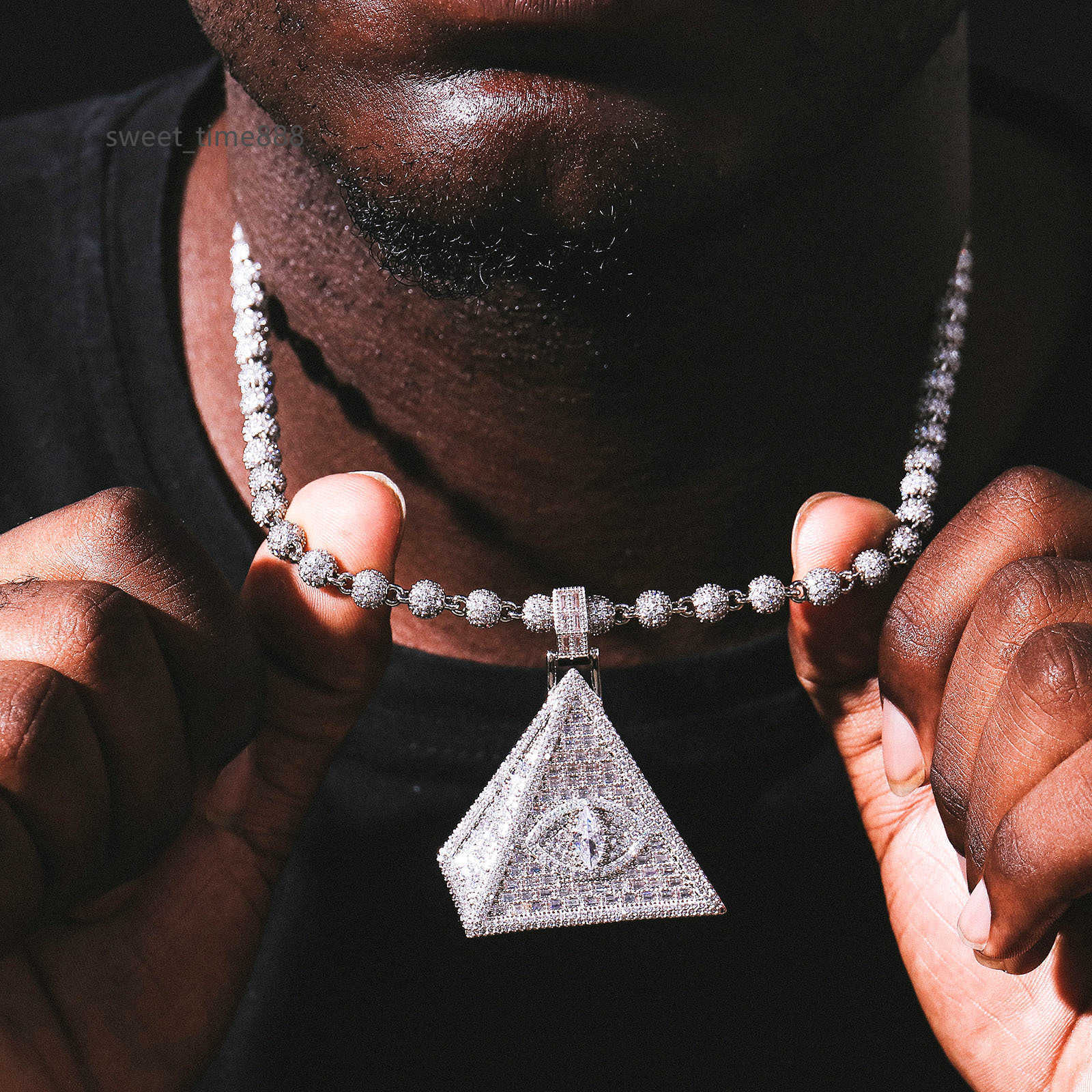 Wholesale Brass Evil Pyramid Eyes Iced Out Moissanite Pendants Fashion Jewelry 14K 18K Gold Plated Pendants Charms Necklace
Wholesale Brass Evil Pyramid Eyes Iced Out Moissanite Pendants Fashion Jewelry 14K 18K Gold Plated Pendants Charms Necklace