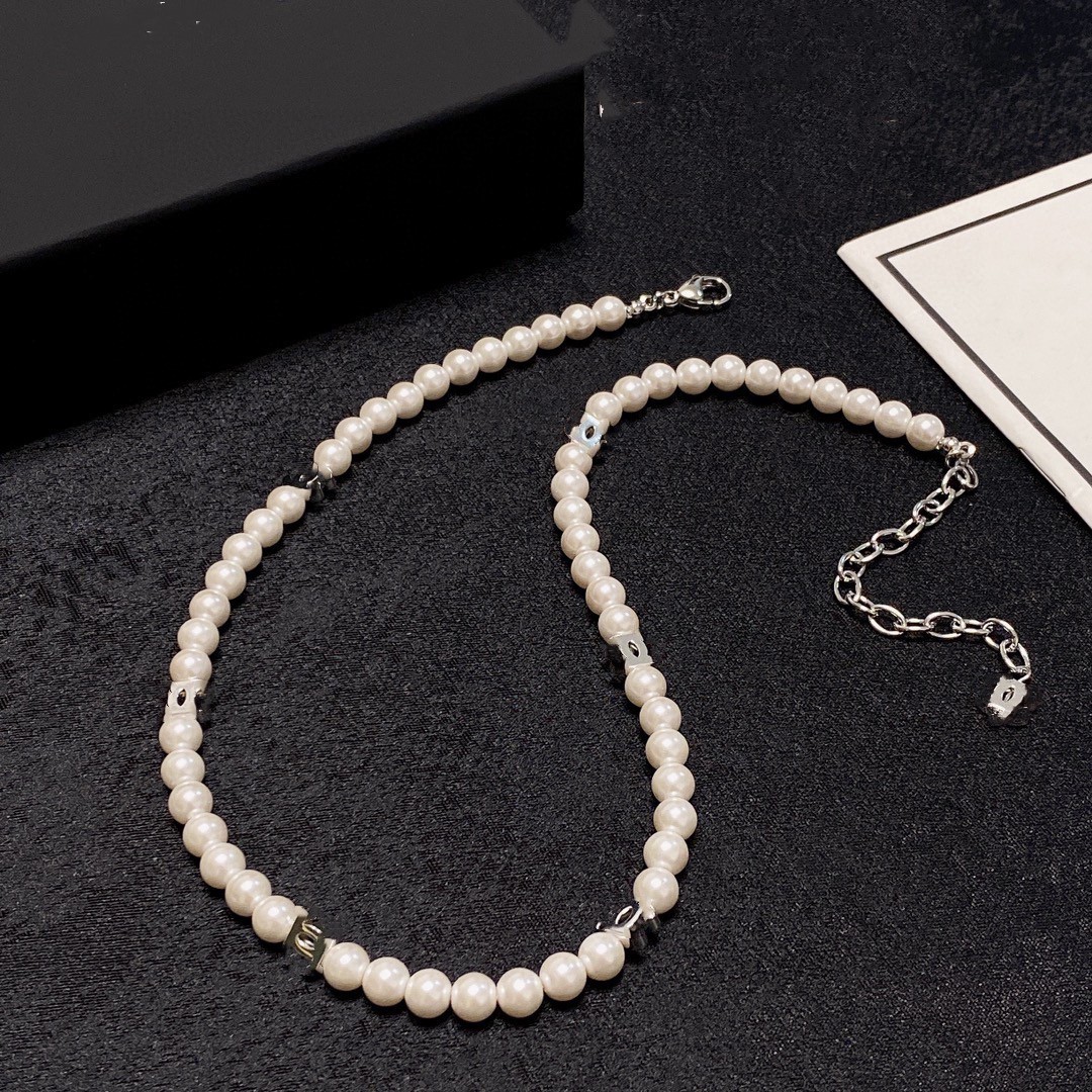 Top Luxury Designer Letter ccity Pendant Necklaces multi colors Women channel Necklace Chain Jewelry Accessories 20 style ax8i
Top Luxury Designer Letter ccity Pendant Necklaces multi colors Women channel Necklace Chain Jewelry Accessories 20 style ax8i