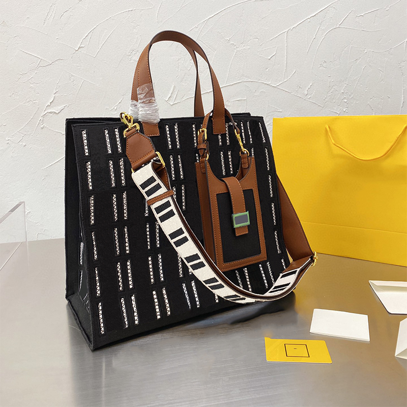 Designers Womens Tote Bags mens Handbag Designer Shoulder crossbody bag Ladies Full Letters F shopping Totes bags Purses Wallet 2305121PE, F1
Designers Womens Tote Bags mens Handbag Designer Shoulder crossbody bag Ladies Full Letters F shopping Totes bags Purses Wallet 2305121PE, F1