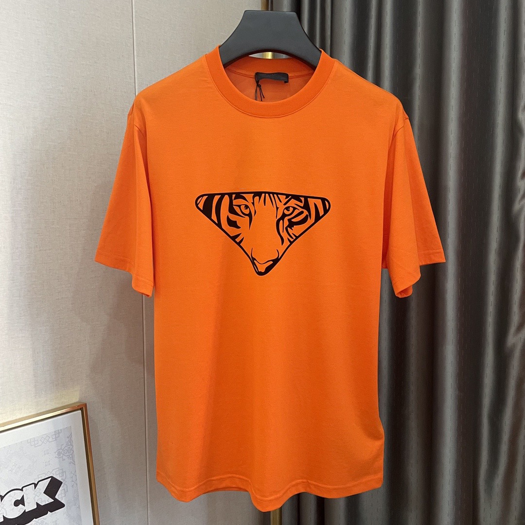 luxury Print mens t Shirt designer Casual Man Womens polo Loose Tees With Letters Print Short Sleeves Top Sell Luxury Men T Shirt Asian Size S-2XL, Customize
luxury Print mens t Shirt designer Casual Man Womens polo Loose Tees With Letters Print Short Sleeves Top Sell Luxury Men T Shirt Asian Size S-2XL, Customize