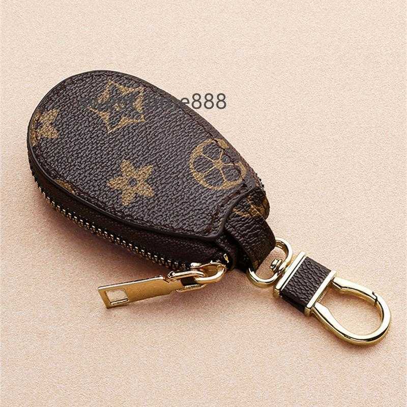 Car Keys Bag Keychains Rings Brown Flower Plaid PU Leather Gold Metal Keyrings Holder Pendant Charms Fashion Design Pouches Jewelry Gifts
Car Keys Bag Keychains Rings Brown Flower Plaid PU Leather Gold Metal Keyrings Holder Pendant Charms Fashion Design Pouches Jewelry Gifts