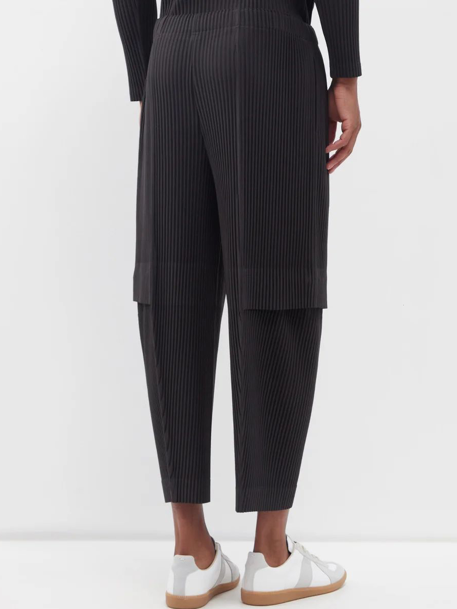 Men's Pants Miyake Pleated Homme Men Cargo Black Pants High Waist Ankle-Length Pants 230512