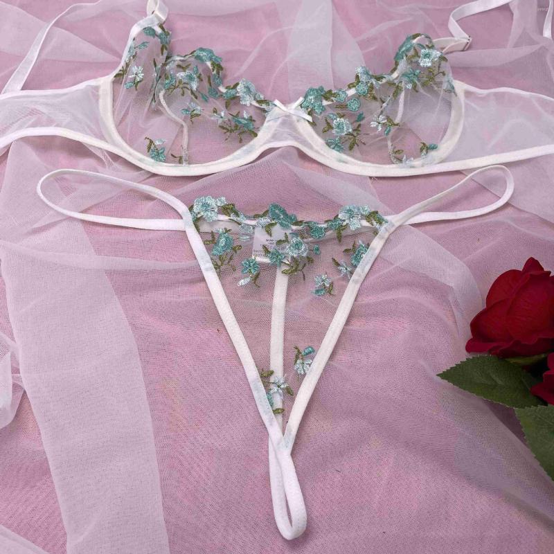 Bras Sets Sexy Lingerie Lace G-string Thong Garter Gathered Underwear See-through Bra Set Comfortable And Breathable, Blue
Bras Sets Sexy Lingerie Lace G-string Thong Garter Gathered Underwear See-through Bra Set Comfortable And Breathable, Blue