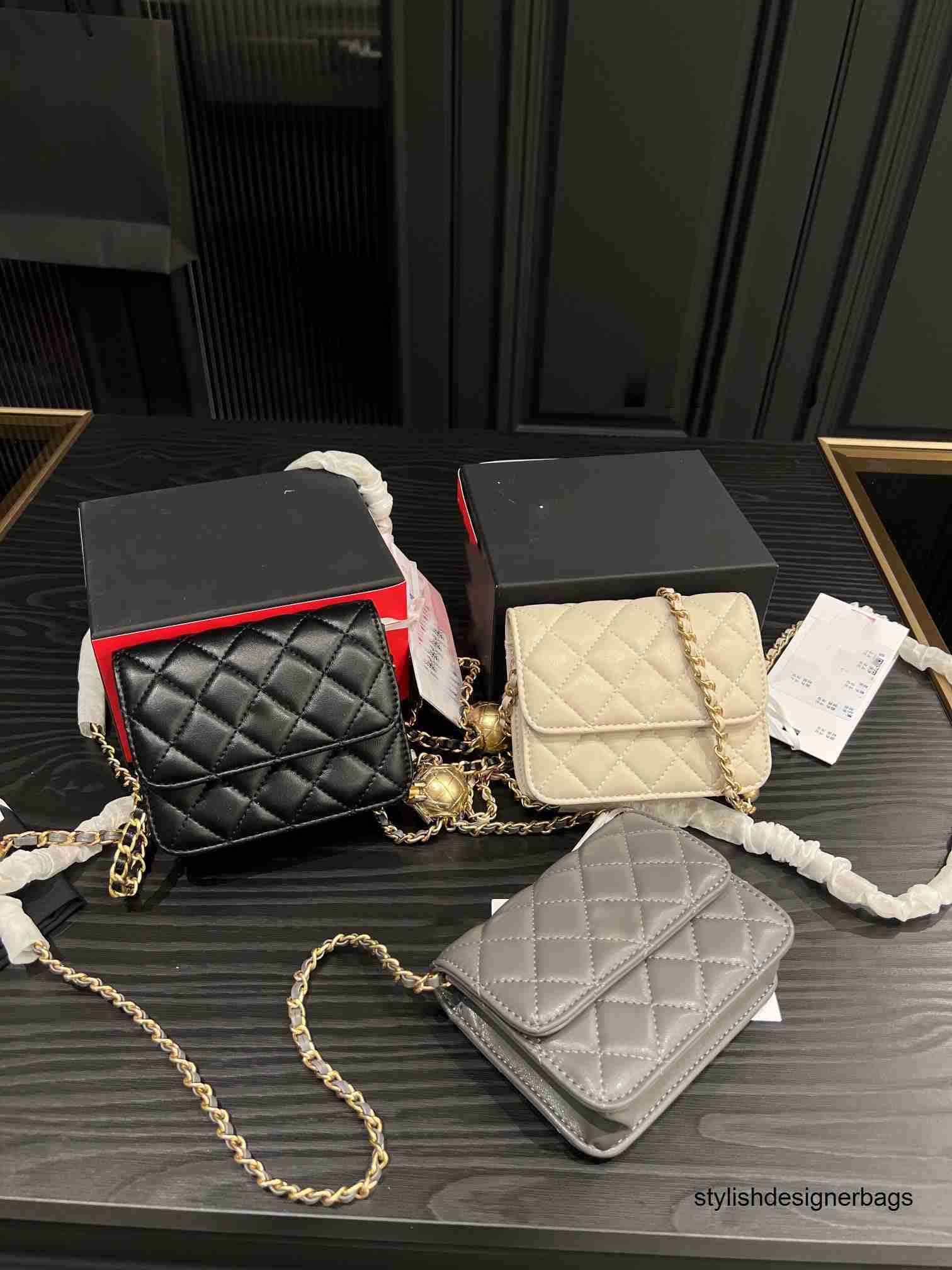 Cross Body Top CC Designer Bags 7A Luxury Mini Trendy Woc Cute Women Flap Cross body Bags Small Designers Tote Bag Leather Handbag Black Quilted Purse Wallet Clutch, Grey
Cross Body Top CC Designer Bags 7A Luxury Mini Trendy Woc Cute Women Flap Cross body Bags Small Designers Tote Bag Leather Handbag Black Quilted Purse Wallet Clutch, Grey