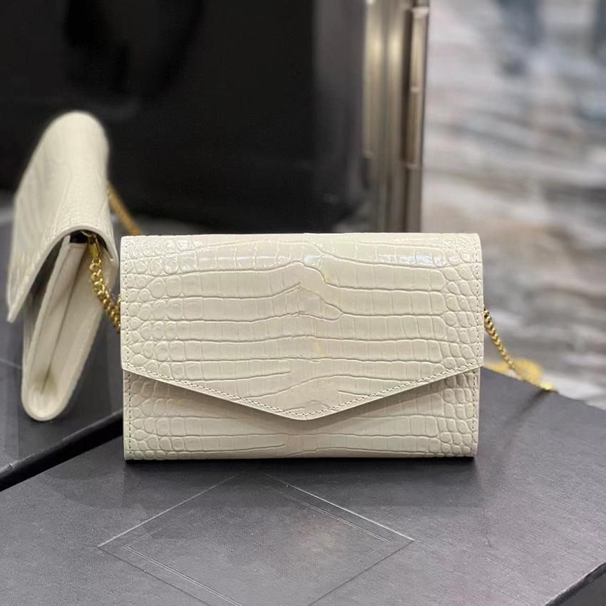 10A Luxury Clutch Bag Designer fashion One Shoulder Bag Solid color embossed premium leather wallet chain Messenger Bag with original factory gift box, Black alligator stripe
10A Luxury Clutch Bag Designer fashion One Shoulder Bag Solid color embossed premium leather wallet chain Messenger Bag with original factory gift box, Black alligator stripe