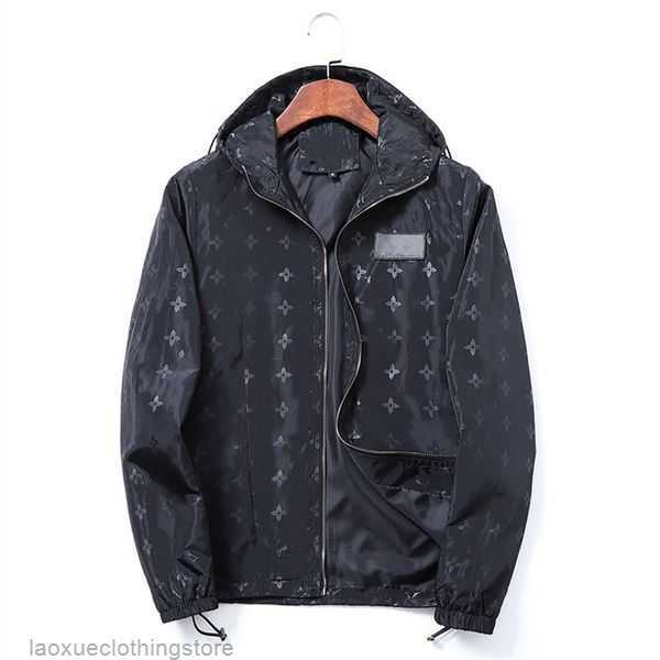 Fashion New Mens Designer Jacket SS Coat Caps Winter Autumn Baseball Slim Stylist Women Windbreaker Outerwear Zipper Hoodies Jackets Coats RUZZ
Fashion New Mens Designer Jacket SS Coat Caps Winter Autumn Baseball Slim Stylist Women Windbreaker Outerwear Zipper Hoodies Jackets Coats RUZZ
