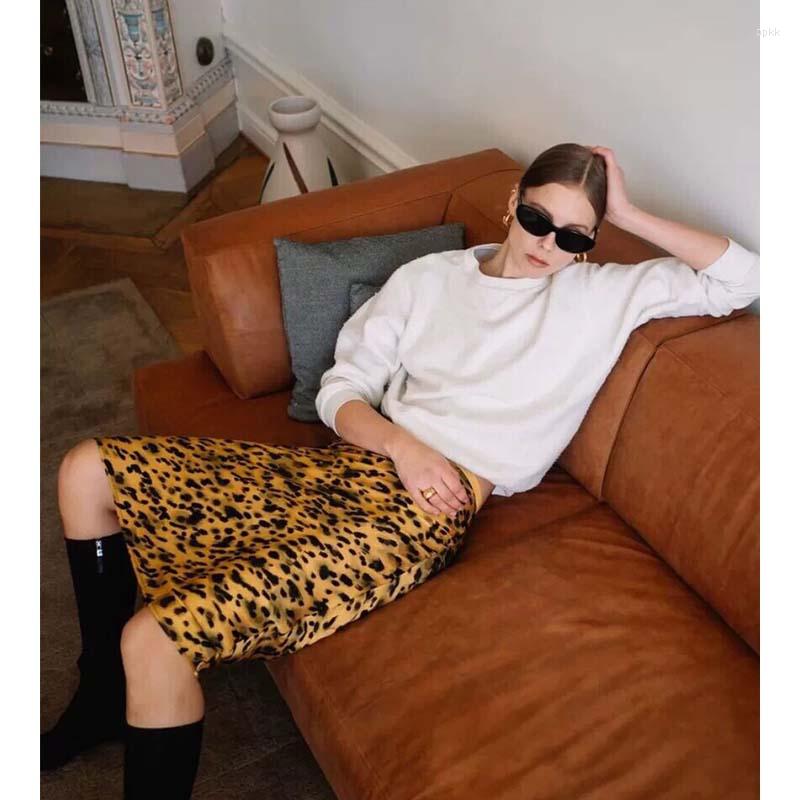 Skirts Leopard Fashion 2023 Retro Pattern Women Midi Skirt High Waist Floral Print Elegant Gothic French Style Chic, Leopard skirt 
Skirts Leopard Fashion 2023 Retro Pattern Women Midi Skirt High Waist Floral Print Elegant Gothic French Style Chic, Leopard skirt