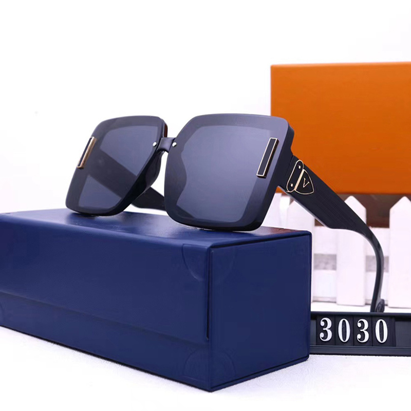 Designer Sunglasses For Women UV400 Mens Sunglasses Womens Fashion Outdoor Classic Style Eyewear Unisex Goggles Sport Driving Multiple style Shades
Designer Sunglasses For Women UV400 Mens Sunglasses Womens Fashion Outdoor Classic Style Eyewear Unisex Goggles Sport Driving Multiple style Shades