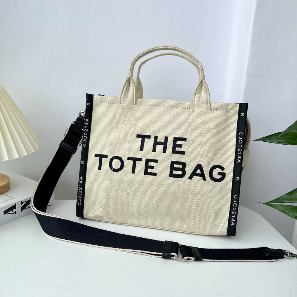 Marc totes the tote bag designer tote handbags Women 5A Fashion all-match Shopper Shoulder Canvas Handbag 26 33 or 41CM, Mah01 26x22x11cm
Marc totes the tote bag designer tote handbags Women 5A Fashion all-match Shopper Shoulder Canvas Handbag 26 33 or 41CM, Mah01 26x22x11cm