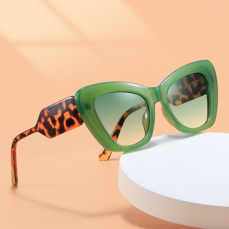 Sunglasses 2023 European And American Trendy Square Large Frame For Women Fashion UV Resistant Sun Glasses
Sunglasses 2023 European And American Trendy Square Large Frame For Women Fashion UV Resistant Sun Glasses