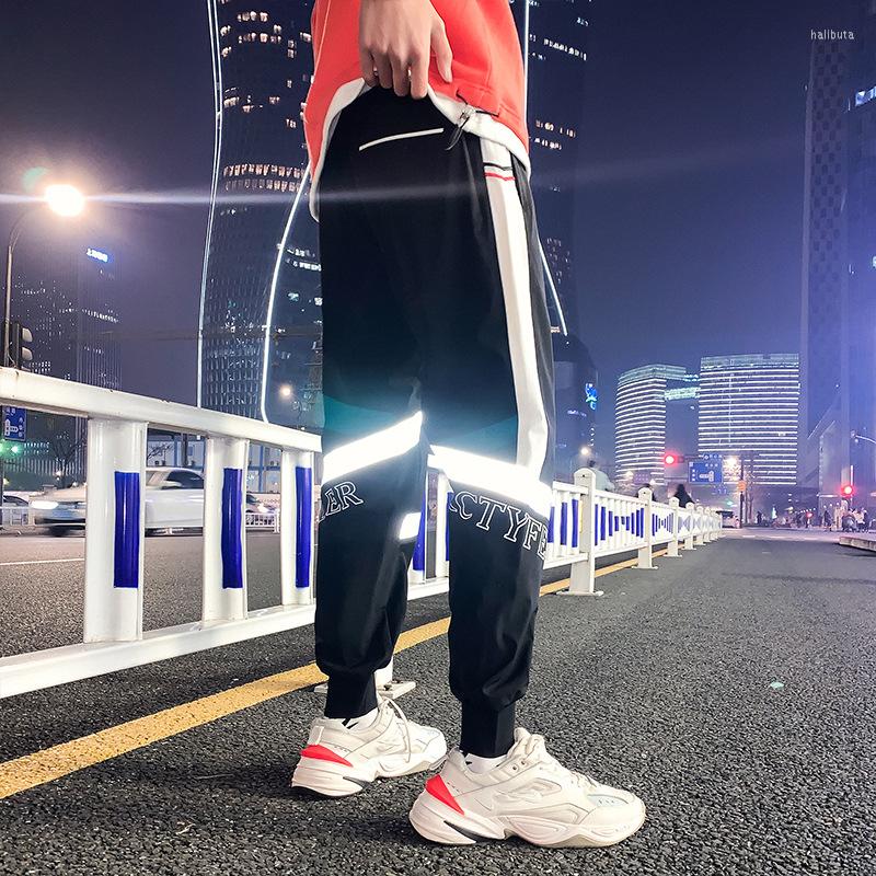 Men's Pants Reflective Cargo Men Hip Hop Loose Multi-pocket Patchwork Trousers Male Streetwear Casual Joggers Mens Techwear Sweatpants, White
Men's Pants Reflective Cargo Men Hip Hop Loose Multi-pocket Patchwork Trousers Male Streetwear Casual Joggers Mens Techwear Sweatpants, White