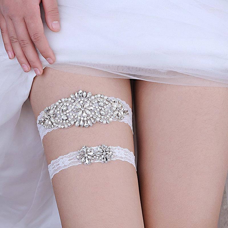 Garters Women Lace Garter Belt Bridal Rhinestone Pearl Leg Ring Sexy Wedding Lingerie White Black Loop Cosplay Supplies, Black thin
Garters Women Lace Garter Belt Bridal Rhinestone Pearl Leg Ring Sexy Wedding Lingerie White Black Loop Cosplay Supplies, Black thin