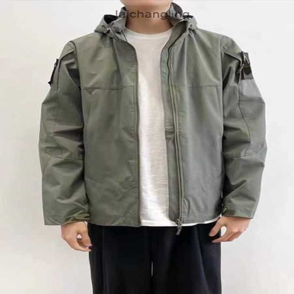 Men' Jackets Brand Designer Stone Pocket Island Jacket Long Sleeve Zipper Badges Windbreaker Embrodiery Work Szie So48, Black
Men' Jackets Brand Designer Stone Pocket Island Jacket Long Sleeve Zipper Badges Windbreaker Embrodiery Work Szie So48, Black