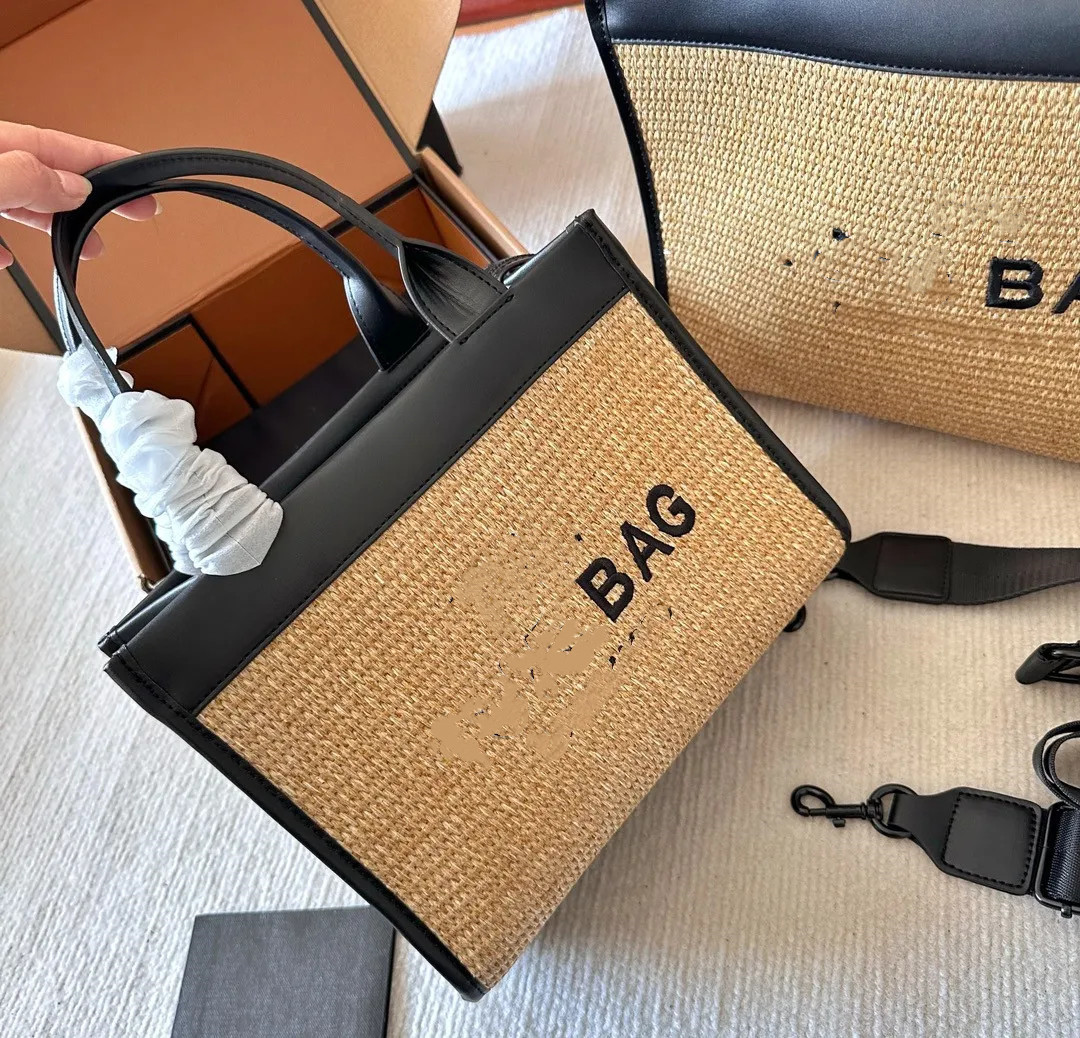 Top quality shopping bags 2 size COOL marc Womens shoulder bags Mens Beach handbags the tote bag crossbody casual square Straw handbag messenger bag onthego 2023ss, Black
Top quality shopping bags 2 size COOL marc Womens shoulder bags Mens Beach handbags the tote bag crossbody casual square Straw handbag messenger bag onthego 2023ss, Black