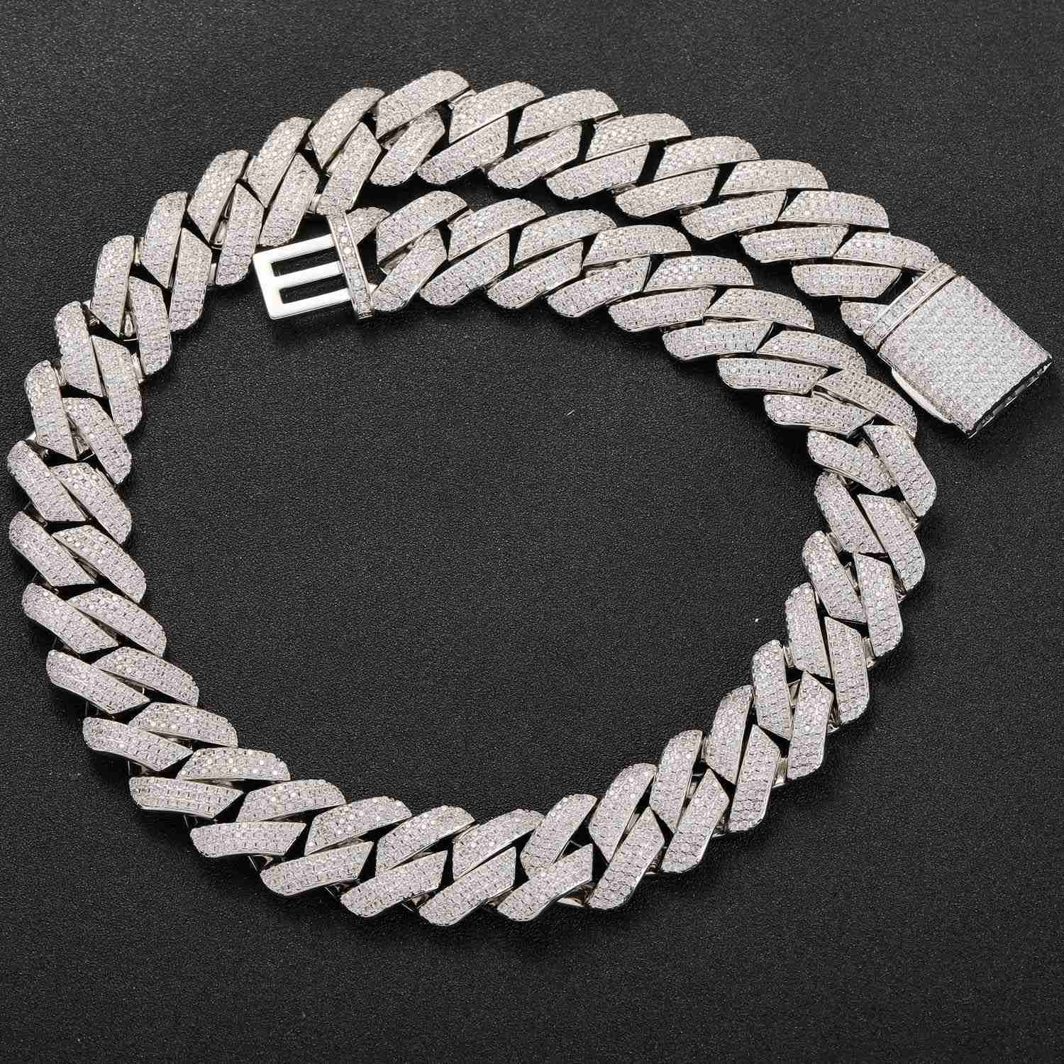New Fine Jewelry Hip Hop Gold Plated 925 Sterling Silver Vvs Moissanite Diamond Iced Out Miami Cuban Link Chain Necklace for Men
New Fine Jewelry Hip Hop Gold Plated 925 Sterling Silver Vvs Moissanite Diamond Iced Out Miami Cuban Link Chain Necklace for Men