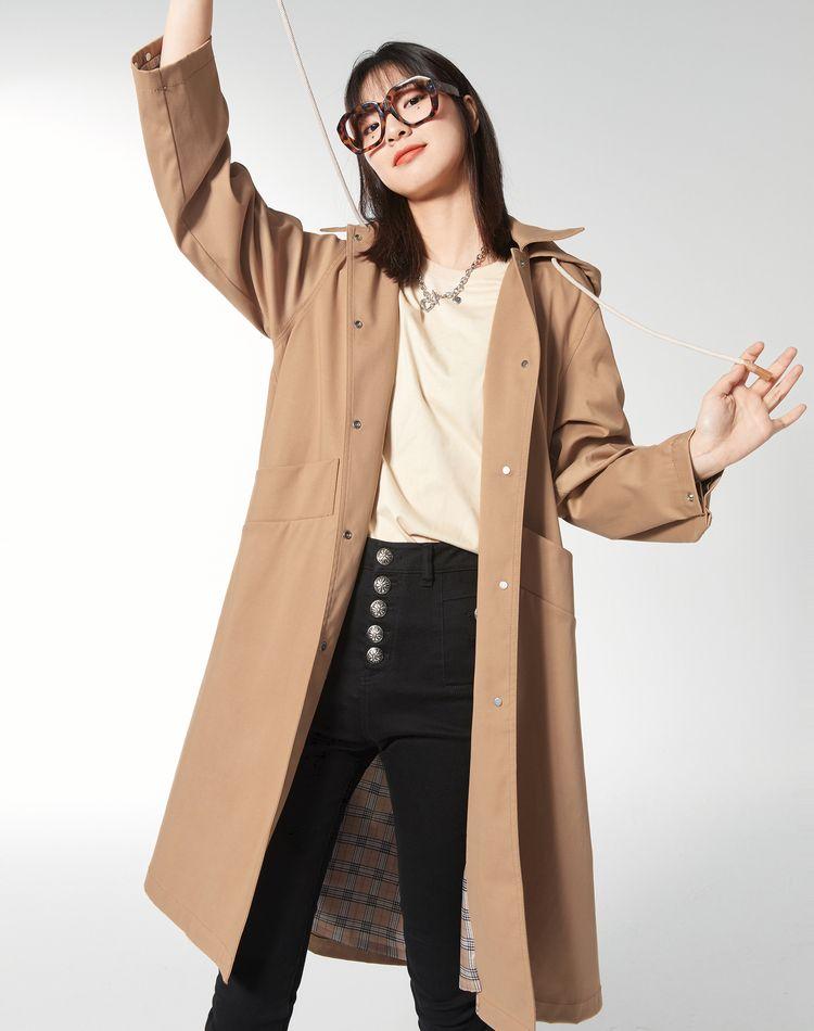 Women' Trench Coats 2023 Spring And Autumn Detachable Hooded Windbreaker Fashion Camel Pocket Single Breasted Medium Long Loose Coat
Women' Trench Coats 2023 Spring And Autumn Detachable Hooded Windbreaker Fashion Camel Pocket Single Breasted Medium Long Loose Coat