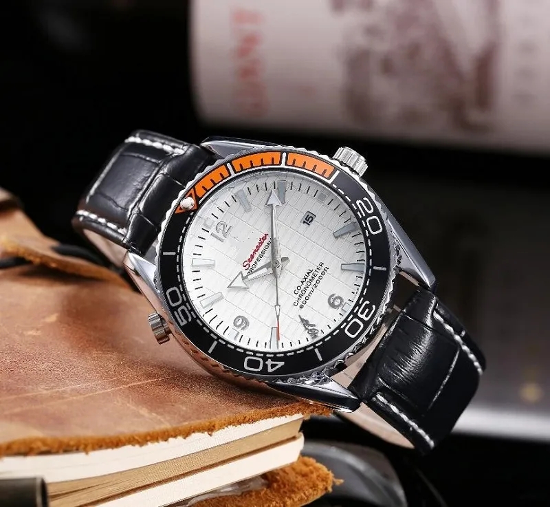 Classic men's super luminous glass ring fashion watch waterproof belt automatic machinery, Automatic watch
Classic men's super luminous glass ring fashion watch waterproof belt automatic machinery, Automatic watch