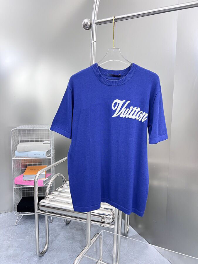 2023 high street New AOP jacquard letter knitted sweater in acquard knitting machine e Custom jnlarged detail crew neck cotton t8j66, Blue
2023 high street New AOP jacquard letter knitted sweater in acquard knitting machine e Custom jnlarged detail crew neck cotton t8j66, Blue