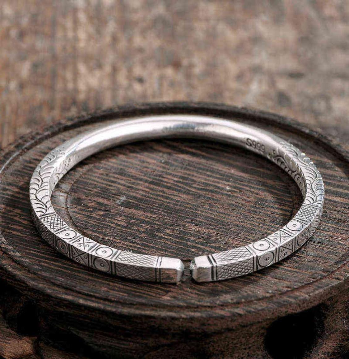 Quartet Retro Opening Ethnic Style Sterling Silver Jewelry Yunnan Handmade Snowflake Bangles9047655
Quartet Retro Opening Ethnic Style Sterling Silver Jewelry Yunnan Handmade Snowflake Bangles9047655