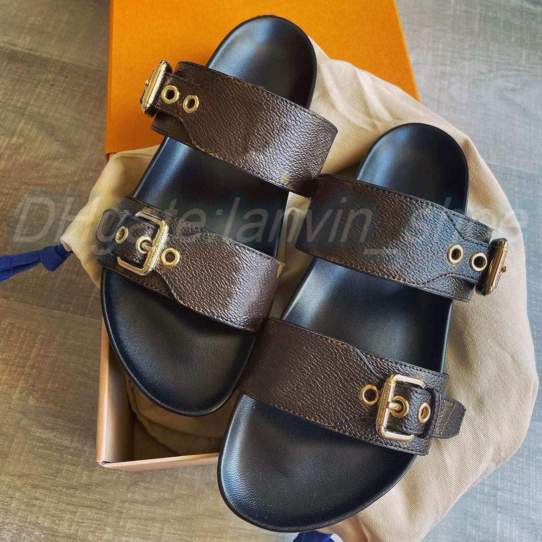 2023 designer woman sandal Bom slipper luxury Dia Flat Mule man canvas leather 2 strap with Shoes gold-tone slide buckles eather platform Ladies summer, #1
2023 designer woman sandal Bom slipper luxury Dia Flat Mule man canvas leather 2 strap with Shoes gold-tone slide buckles eather platform Ladies summer, #1