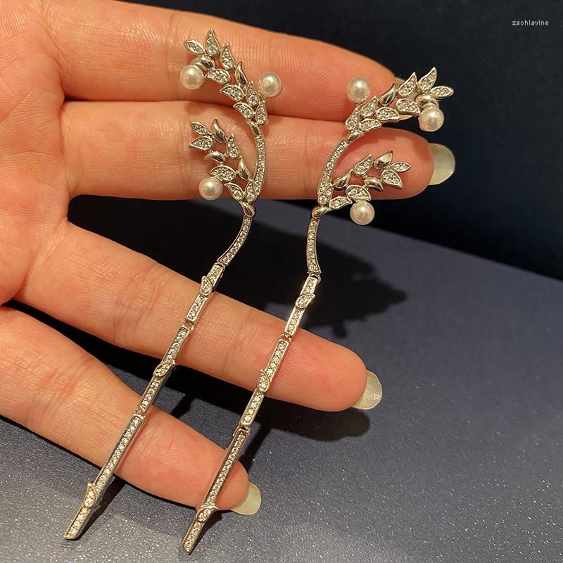 Dangle Earrings Summer Style Branches Pearl Tassel Long Silver Color Olive Branch Women's Fashion Luxurious Jewelry Wedding Party
Dangle Earrings Summer Style Branches Pearl Tassel Long Silver Color Olive Branch Women's Fashion Luxurious Jewelry Wedding Party