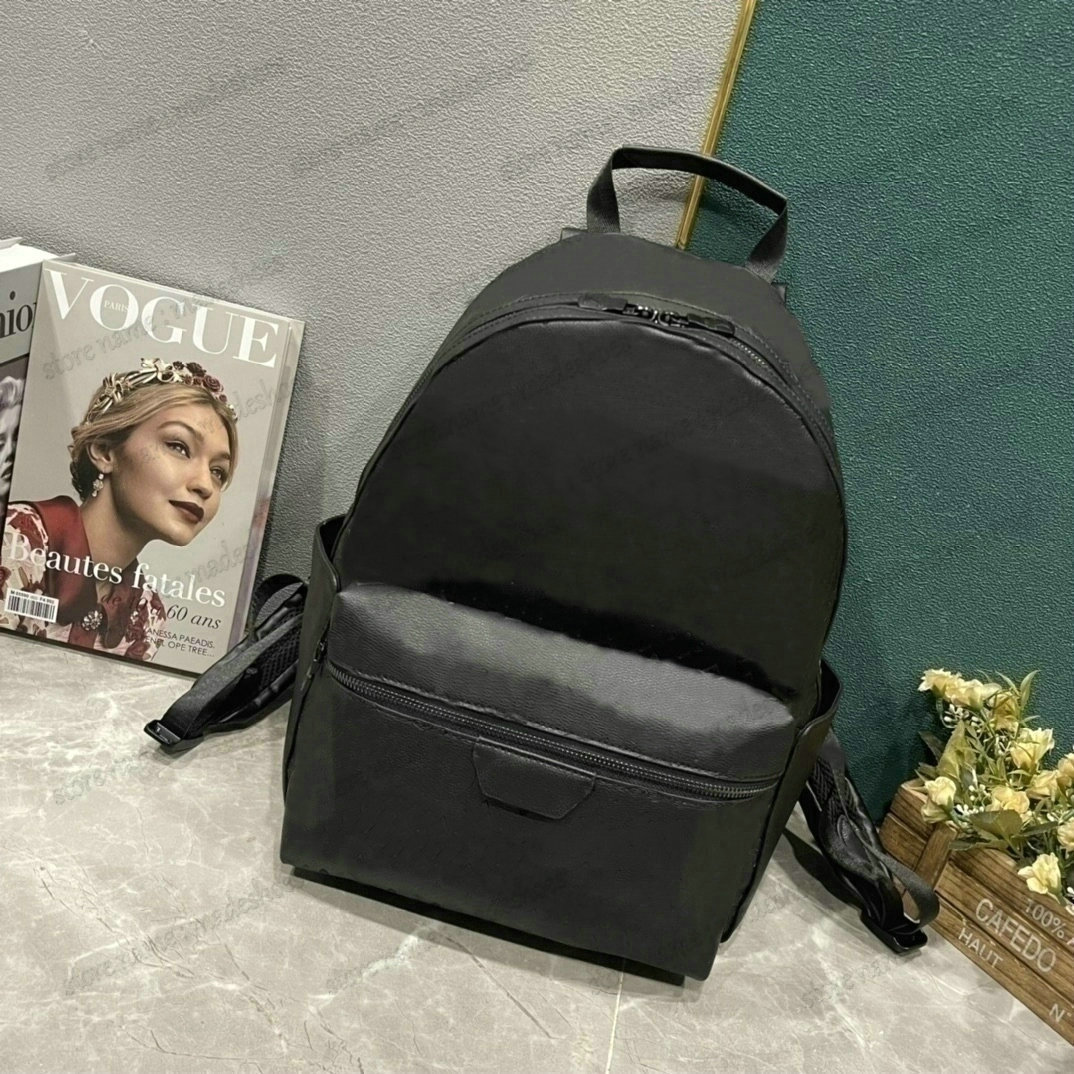 M46553 M46557 DISCOVERY Mens Designer Backpack 2023 SS Discovery Designers Shadow Backpacks Emboosed Monograms Letters Fashion Shoulder Bag Luxurys School Bag, #1
M46553 M46557 DISCOVERY Mens Designer Backpack 2023 SS Discovery Designers Shadow Backpacks Emboosed Monograms Letters Fashion Shoulder Bag Luxurys School Bag, #1