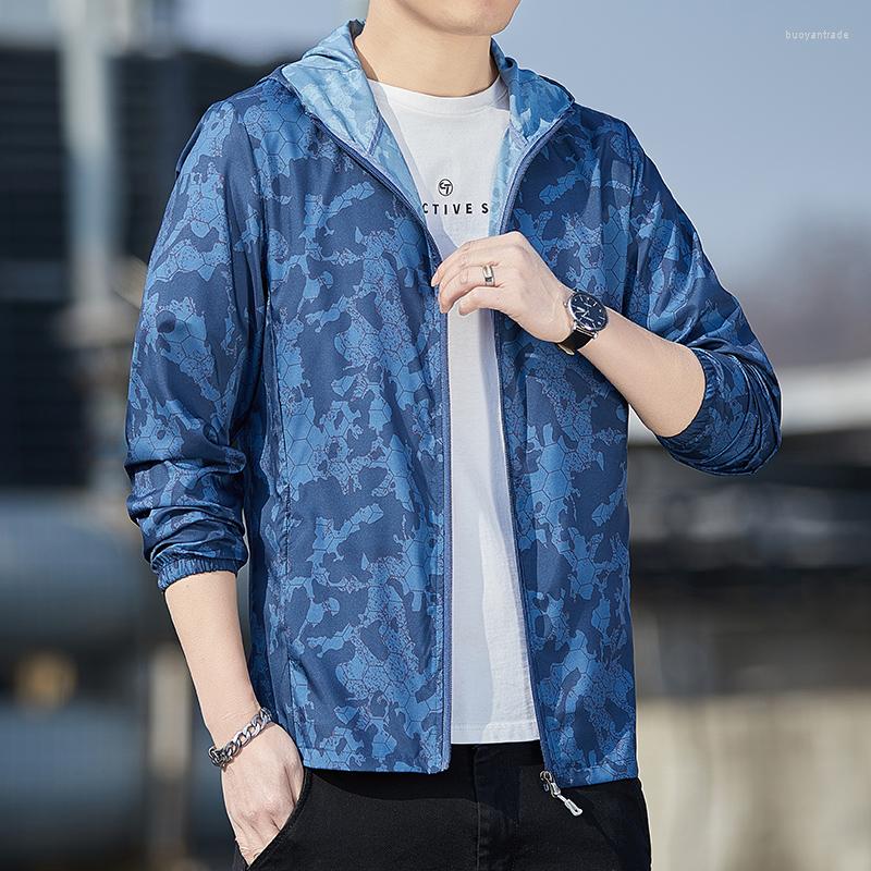 Men's Jackets Summer Sun Protection Clothing For Men Women UV Thin Camouflage Hooded Quick Dry Windproof Skin Coat Couple Sports Casual, Light gray-men
Men's Jackets Summer Sun Protection Clothing For Men Women UV Thin Camouflage Hooded Quick Dry Windproof Skin Coat Couple Sports Casual, Light gray-men