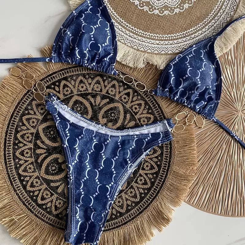 2023 Classic Bikini Set Swimwear Women With Letter Chian Swimsuits Bikini Set Fashion Summer Vacation Beach Style Wind
2023 Classic Bikini Set Swimwear Women With Letter Chian Swimsuits Bikini Set Fashion Summer Vacation Beach Style Wind