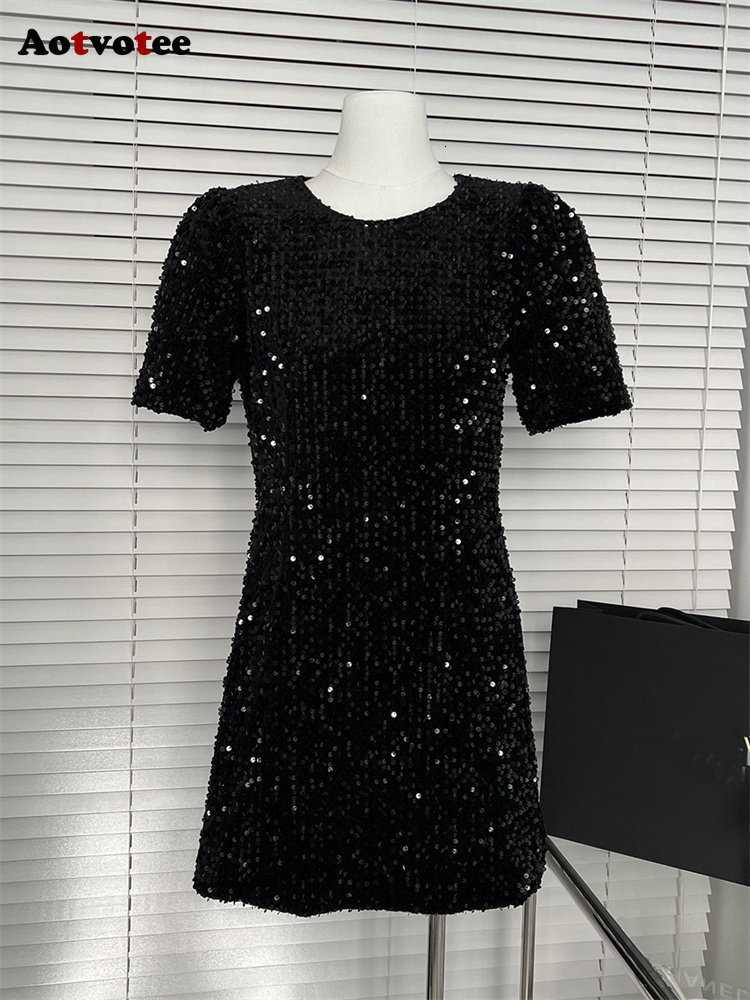 Casual Dresses Aotvotee Velvet Black Sequins Sexy for Women Fashion Short Sleeve O Neck Chic Mini Vintage Party 230512
Casual Dresses Aotvotee Velvet Black Sequins Sexy for Women Fashion Short Sleeve O Neck Chic Mini Vintage Party 230512