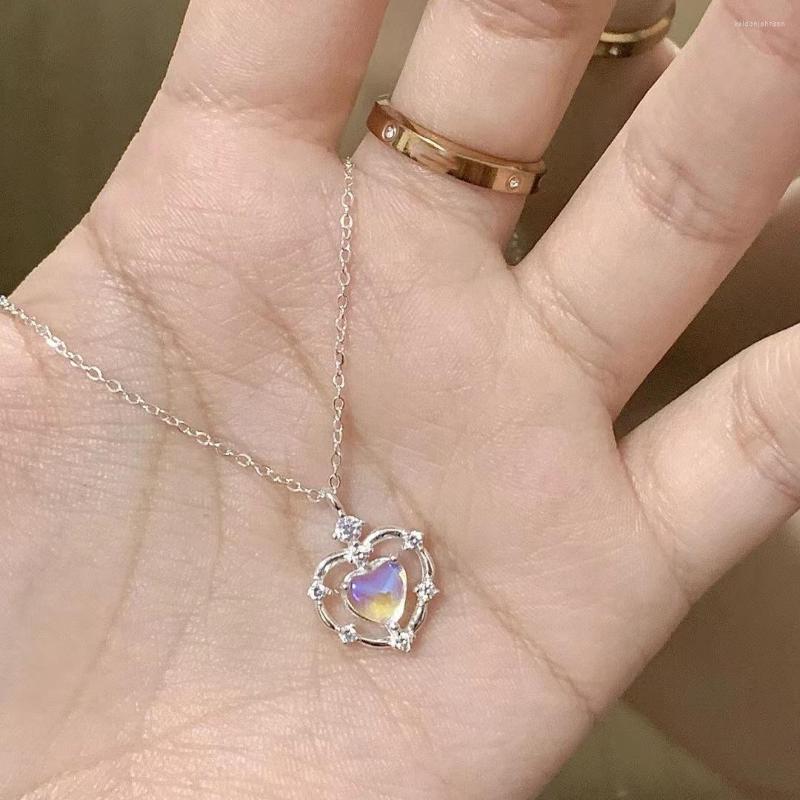 Pendant Necklaces Moonstone Neon Love Women Light Luxury Senior Design Sense Temperament Simple Necklace Party Jewelry Giftwholesale
Pendant Necklaces Moonstone Neon Love Women Light Luxury Senior Design Sense Temperament Simple Necklace Party Jewelry Giftwholesale