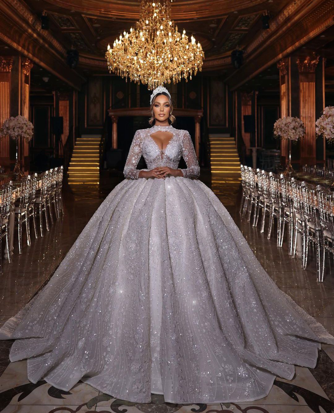 Luxury Ball Gown Wedding Dresses Long Sleeves V Neck Halter Sequins Applique Ruffles Bridal Gowns Beads 3D Lace Zipper Diamonds Plus Size Custom Made Vestido de novia, Pink
Luxury Ball Gown Wedding Dresses Long Sleeves V Neck Halter Sequins Applique Ruffles Bridal Gowns Beads 3D Lace Zipper Diamonds Plus Size Custom Made Vestido de novia, Pink