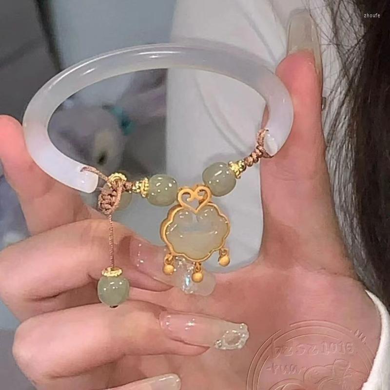 Bangle Chinese Style Safety Lock Bracelet Women Design Half Light Luxury High-grade Feeling Women's Gift
Bangle Chinese Style Safety Lock Bracelet Women Design Half Light Luxury High-grade Feeling Women's Gift